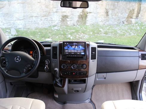 Used 2013 Mercedes-Benz Sprinter 3500 image 20