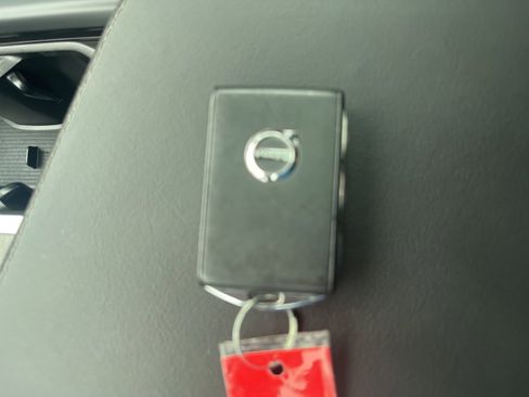 Used 2022 Volvo XC90 T6 Inscription w/ Lounge Package image 29