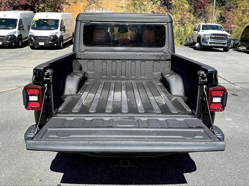 Used 2020 Jeep Gladiator Rubicon image 18