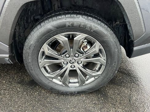 Used 2023 Toyota RAV4 Limited image 16