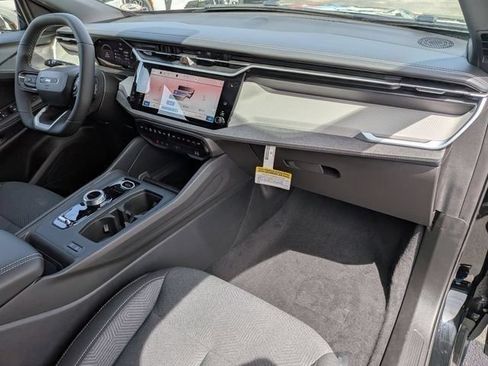 New 2026 Jeep Cherokee Laredo AWD/4WD image 36
