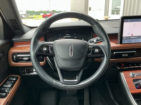 Used 2023 Lincoln Aviator Reserve w/ Equipment Group 201A AWD/4WD image 19