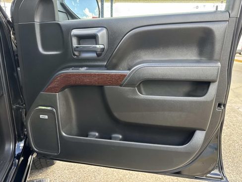 Used 2018 GMC Sierra 1500 SLT w/ SLT Premium Package AWD/4WD image 15