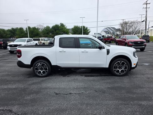 New 2026 Ford Maverick Lariat AWD/4WD image 6