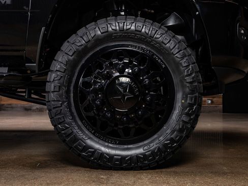 Used 2025 RAM 3500 Laramie w/ Night Edition image 12