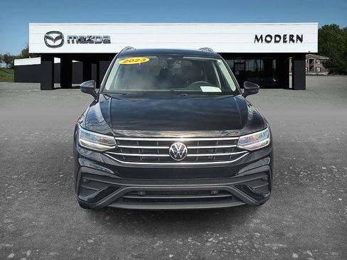 Used 2023 Volkswagen Tiguan SE FWD image 8