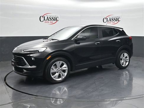 Certified 2024 Buick Encore GX Preferred image 3