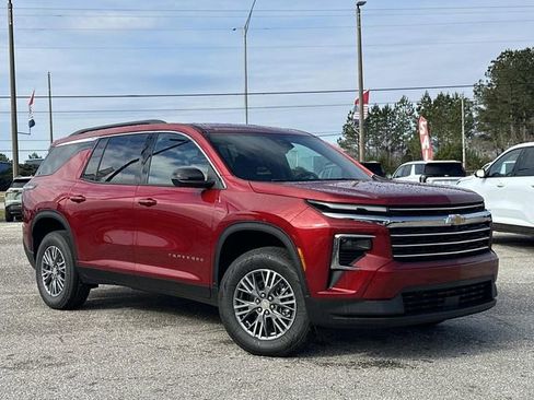 New 2026 Chevrolet Traverse LT w/ Driver Confidence Package image 10