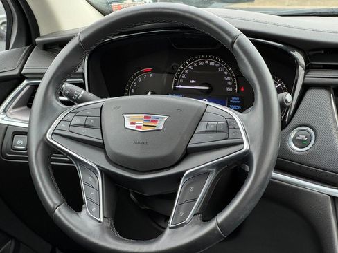 Used 2019 Cadillac XT5 Luxury image 12
