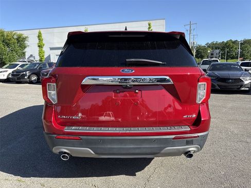 Used 2022 Ford Explorer Limited image 4