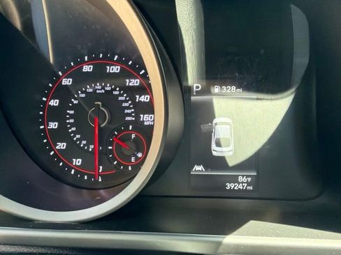 Used 2022 Hyundai Elantra SEL w/ Cargo Package FWD image 5