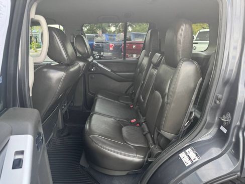 Used 2012 Nissan Pathfinder Silver RWD image 30