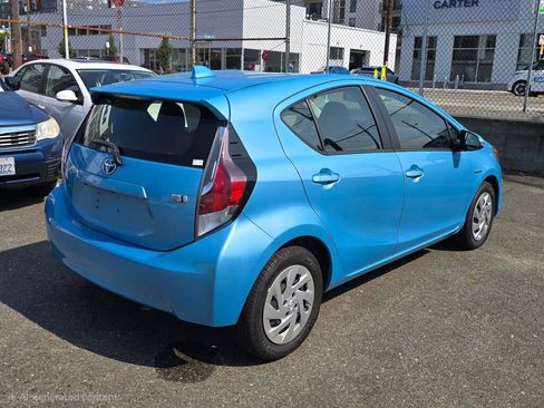 Used 2016 Toyota Prius C Two FWD image 7