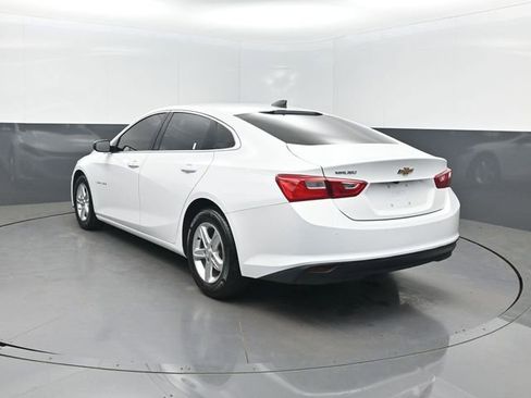 Used 2024 Chevrolet Malibu LS image 3