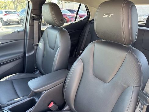 Used 2024 Buick Encore GX Sport Touring w/ Comfort Package image 11