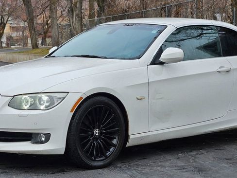Used 2013 BMW 328i Convertible RWD image 1