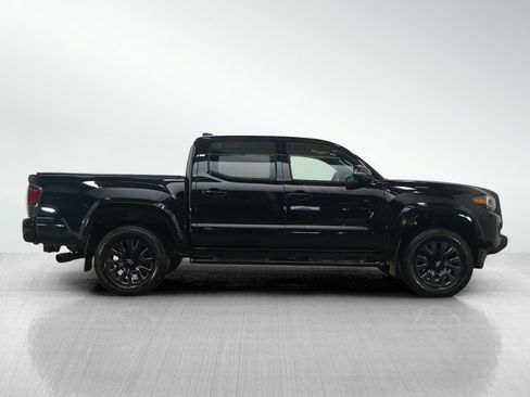 Used 2022 Toyota Tacoma Limited image 6