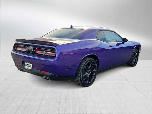Used 2023 Dodge Challenger GT w/ Plus Package image 8