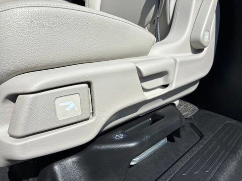 Certified 2026 Honda Odyssey EX-L image 34