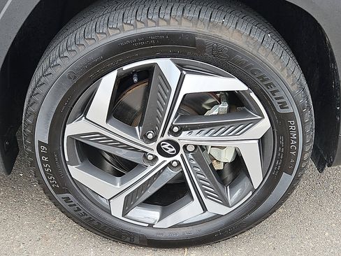 Certified 2023 Hyundai Tucson Limited AWD/4WD image 8