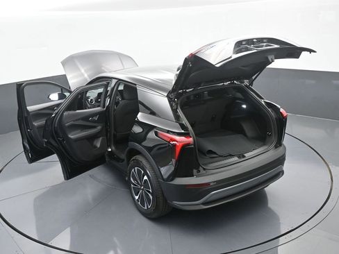 Used 2025 Chevrolet Blazer EV LT image 73