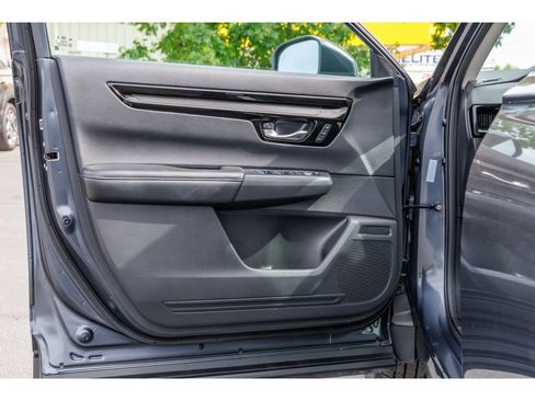 Used 2025 Honda CR-V EX-L image 18