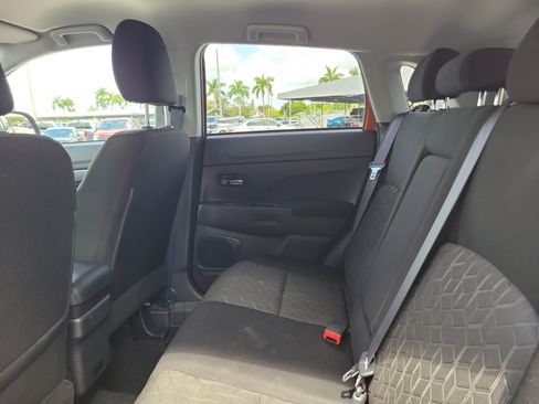 Used 2024 Mitsubishi Outlander Sport ES AWD/4WD image 12