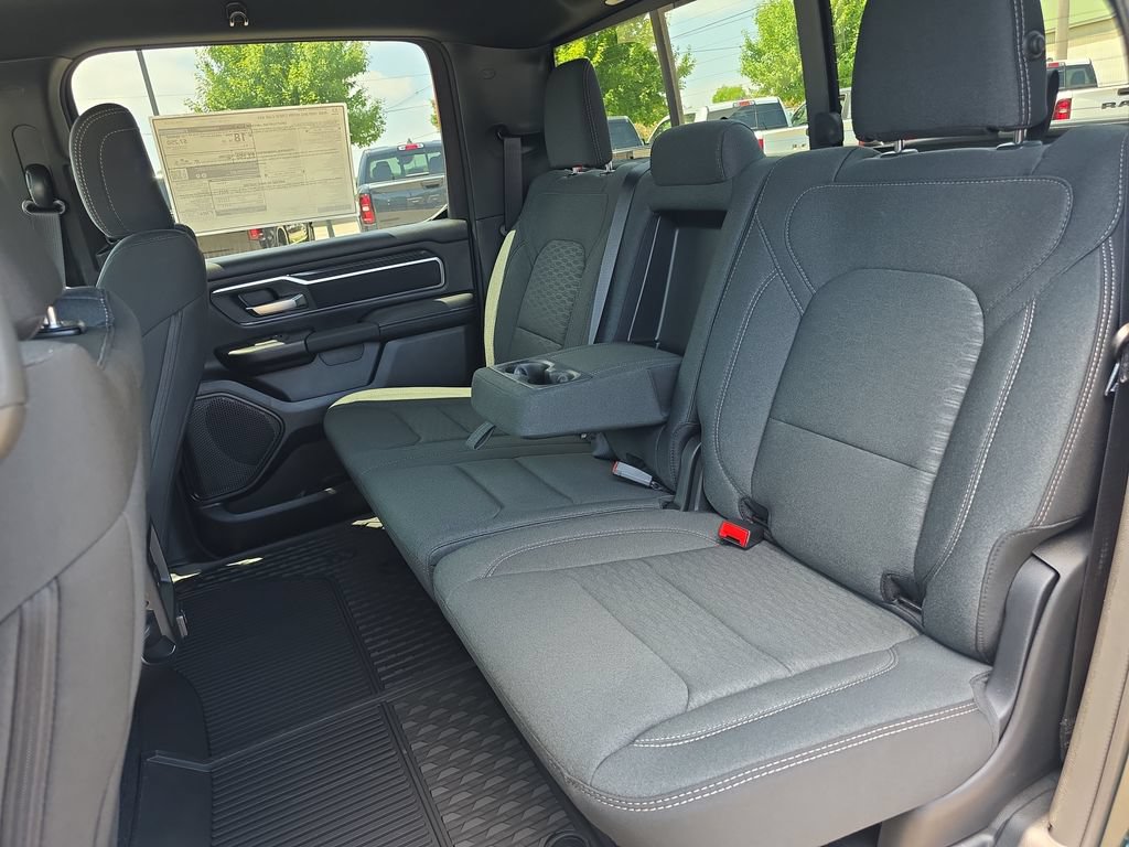 New 2026 RAM 1500 Big Horn AWD/4WD image 13