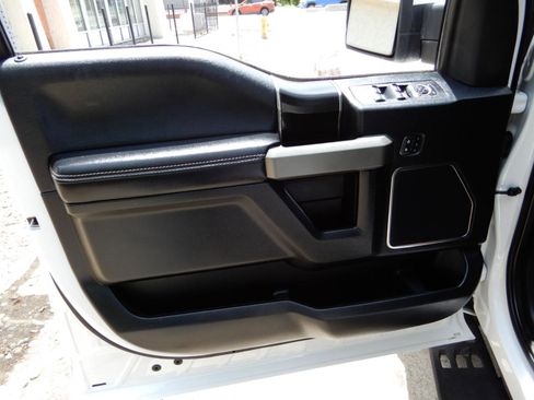 Used 2020 Ford F150 Raptor w/ Equipment Group 802A Luxury AWD/4WD image 24