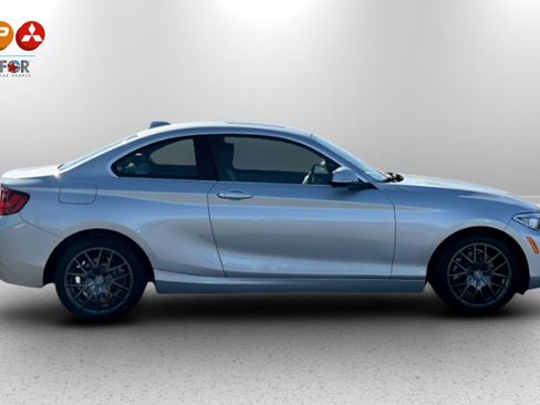 Used 2017 BMW 230i Coupe image 6
