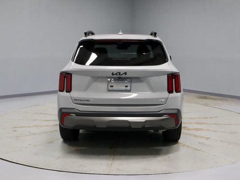 Used 2025 Kia Sorento SX Prestige AWD/4WD image 11