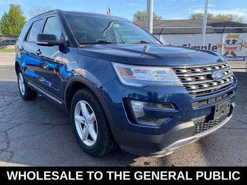 Used 2016 Ford Explorer XLT w/ Equipment Group 202A AWD/4WD image 1