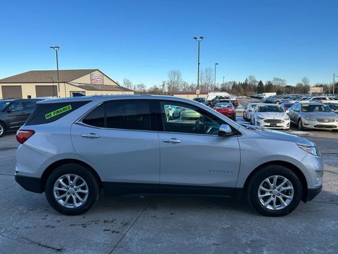 Used 2019 Chevrolet Equinox LT image 4