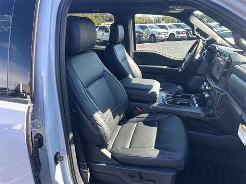 New 2025 Ford F150 Lariat w/ Equipment Group 501A Mid image 13