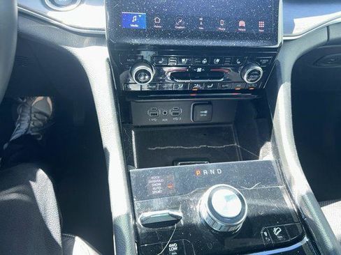 Used 2021 Jeep Grand Cherokee L Overland w/ Luxury Tech Group IV image 12