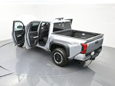 Used 2024 Toyota Tacoma TRD Off-Road AWD/4WD image 26