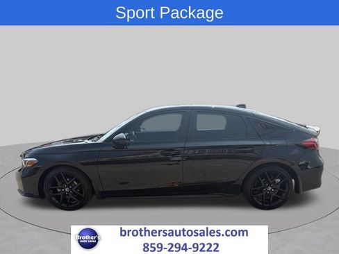 Used 2025 Honda Civic Sport image 3