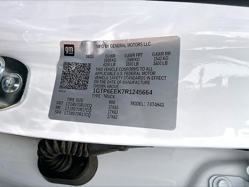 Used 2024 GMC Canyon AT4X image 20