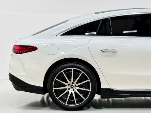 Used 2023 Mercedes-Benz EQS 580 4MATIC Sedan image 15