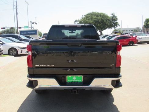 Used 2020 Chevrolet Silverado 1500 LT w/ Trailering Package image 8