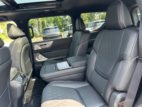 New 2027 INFINITI QX80 Autograph AWD/4WD image 33