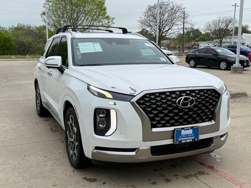 Used 2022 Hyundai Palisade Calligraphy image 8