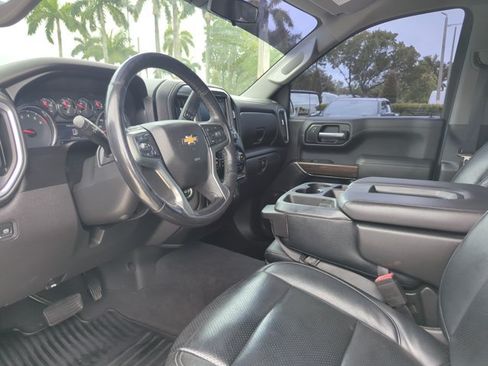 Used 2019 Chevrolet Silverado 1500 LT w/ All-Star Edition RWD image 6
