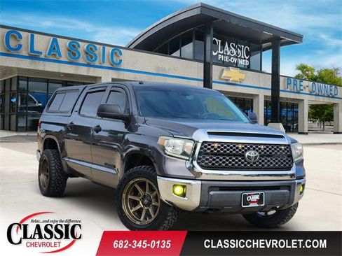 Used 2019 Toyota Tundra SR5 w/ SR5 Upgrade Package AWD/4WD image 1