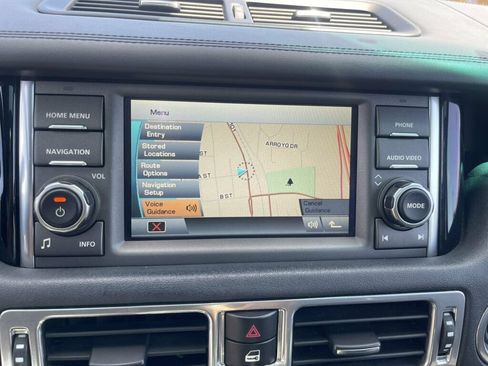 Used 2012 Land Rover Range Rover Supercharged AWD/4WD image 18