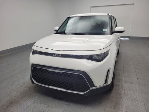 Used 2025 Kia Soul LX w/ LX Technology Package image 15