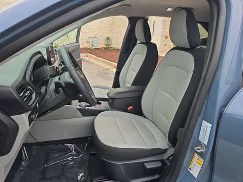 Used 2026 Ford Escape Active AWD/4WD image 15