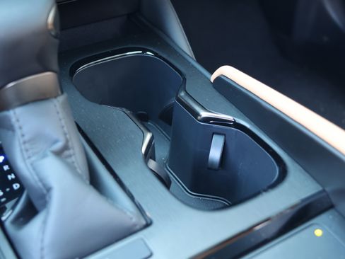 Used 2025 Lexus ES 350 Ultra Luxury image 30