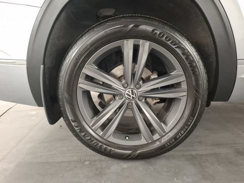 Used 2021 Volkswagen Atlas SE FWD image 9
