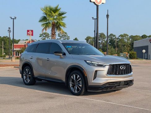 Used 2023 INFINITI QX60 Luxe w/ Cargo Package AWD/4WD image 7
